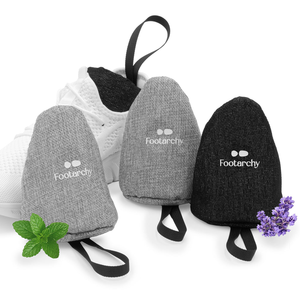 Pack ahorro GuardSquad de Footarchy: 2 pares de hormas antiarrugas y desodorantes de carbón de bambú (Menta y Lavanda) para zapatillas.
